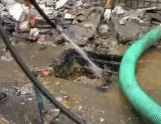 遂平通下水道的小妙招